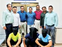 ‘apk’ फाइलचे देशभरातील सर्व्हर मुंबई पोलिसांनी केले ‘शटडाउन’; १० वी नापास आरोपी निघाले मास्टरमाइंड - Marathi News | Mumbai Police have arrested three men from Jharkhand for creating and selling fraudulent APK files used to scam people | Latest crime News at Lokmat.com