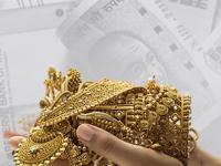 98%ने घसरून थेट 96 पैशांवर आला होता हा ज्वेलरी शेअर, आता 1800% ने वधारला; करतोय मालामाल! - Marathi News | pc jeweller jewellery stock, which had fallen by 98 Percent to 96 paise, has now increased by 1800 percent It is making a fortune | Latest business Photos at Lokmat.com