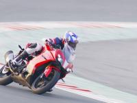 माहीने घेतली ही ढासू बाईक; BMW च्या इंजिनामुळे रेसिंग बनणार रोमांचकारी - Marathi News | tvs apache rr 310 launched and became first customer Mahendra singh Dhoni | Latest auto Photos at Lokmat.com