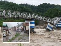 हिमालयात दार्जिलिंगपासून माऊंट एव्हरेस्टपर्यंत विध्वंस, ६० हून अधिक मृत्यू, कारण काय? - Marathi News | Destruction in the Himalayas from Darjeeling to Mount Everest, more than 60 deaths, what is the reason? | Latest national Photos at Lokmat.com