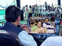 "ज्या शाळेत आईचं शिक्षण, लेकाच्याहस्ते त्या संस्थेच्या शतक महोत्सवाचं उद्घाटन" - Marathi News | "Inauguration of the centenary festival of the institution where the mother was educated by the daughter", Devendra Fadanvis in amravati | Latest amravati Photos at Lokmat.com