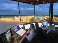 दिल्ली विमानतळाच्या एटीसीमध्ये तांत्रिक बिघाड; १०० हून अधिक विमानफेऱ्या रखडल्या, विलंबाने - Marathi News | Technical glitch in Delhi IGI airport ATC; More than 100 flights delayed, grounded | Latest national News at Lokmat.com दिल्ली विमानतळाच्या एटीसीमध्ये तांत्रिक बिघाड; १०० हून अधिक विमानफेऱ्या रखडल्या, विलंबाने - Marathi News | Technical glitch in Delhi IGI airport ATC; More than 100 flights delayed, grounded | Latest national News at Lokmat.com