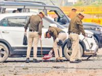 दिल्ली हल्ल्यापूर्वी पैसा आला कुठून? एनआयएसोबत ईडी करणार चौकशी, गृह मंत्रालयात उच्चस्तरीय बैठकीत झाला निर्णय - Marathi News | Where did the money come from before the Delhi attack? ED will investigate with NIA, decision taken in a high-level meeting in the Home Ministry | Latest national News at Lokmat.com