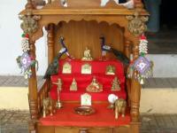 Raksha Bandhan 2021 : वास्तुशास्त्रानुसार आपल्या घरातील 'या' वस्तूंना राखी बांधायला विसरू नका! - Marathi News | Raksha Bandhan 2021: Don't forget to tie rakhi to 'these' items in your house according to Vastushastra! | Latest bhakti Photos at Lokmat.com