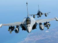 चिन्यांना राफेल पडणार भारी; सीमेवर शत्रूचे शक्तीशाली विमान घिरट्या घालू लागले - Marathi News | India vs Chinese 'rafale'! See who is more powerful in Actual War like situation? | Latest national Photos at Lokmat.com