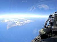 सावधान! भारताचा योद्धा येतोय; एकटाच पाकिस्तान, चीनला भारी पडणार - Marathi News | warrior of India Rafel is coming; alone can fight with Pakistan, China hrb | Latest international Photos at Lokmat.com