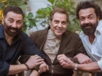 'या' ठिकाणी होणार धर्मेंद्र यांची पहिली जयंती, चाहत्यांनाही प्रवेश मिळणार? देओल कुटुंबाचा मोठा निर्णय - Marathi News | Dharmendra first birth anniversary will be celebrated at khandala farm house also invite fans | Latest filmy News at Lokmat.com