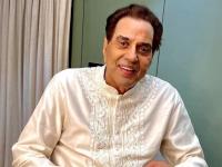 अभिनेते धर्मेंद्र व्हेंटिलेटरवर, काही दिवसांपासून आयसीयूमध्ये सुरु आहेत उपचार; चाहते चिंतेत - Marathi News | actor dharmendra shifted to ventilator he was unwell since few days admitted to hosptail in mumbai | Latest filmy News at Lokmat.com