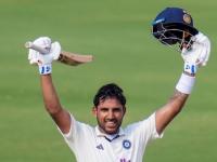 IND A vs SA A : पंत-KL राहुलसह सारेच ढेर; नाबाद शतकासह ‘ध्रुव’ तारा चमकला - Marathi News | IND A vs SA A Dhruv Jurel’s century lifts India A to fighting total against South Africa A in unofficial Test After Rishabh Pant KL Rahul Sai Sudarshan Flop Show | Latest cricket News at Lokmat.com IND A vs SA A : पंत-KL राहुलसह सारेच ढेर; नाबाद शतकासह ‘ध्रुव’ तारा चमकला - Marathi News | IND A vs SA A Dhruv Jurel’s century lifts India A to fighting total against South Africa A in unofficial Test After Rishabh Pant KL Rahul Sai Sudarshan Flop Show | Latest cricket News at Lokmat.com