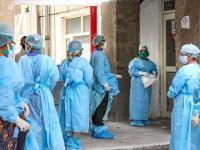 CoronaVirus In Maharashtra: कोरोनाचा प्रकोप! गेल्या २४ तासांत राज्यातील रुग्णांच्या संख्येत झपाट्यानं वाढ; स्थिती चिंताजनक - Marathi News | Corona's outbreak! Rapid increase in the number of patients in the state in the last 24 hours; The condition is critical | Latest mumbai Photos at Lokmat.com