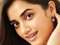 फक्त २ रुपयांची कॉफी खुलवेल तुमचं सौंदर्य, महागडे कॉस्मेटिक्सही पडतील फिके, बघा कशी वापरायची कॉफी - Marathi News | use of coffee for different skin problems, different types of coffee masks for glowing skin, how to make coffee facemask, use of coffee for skin care | Latest sakhi Photos at Lokmat.com