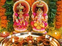 Diwali 2021: यंदा दिवाळी कधीपासून आहे? पाहा, धनत्रयोदशी, लक्ष्मीपूजन नरक चतुर्दशी तिथी, मान्यता व परंपरा - Marathi News | diwali 2021 know about date of dhantrayodashi narak chaturdashi and lakshmi puja 2021 in marathi | Latest bhakti Photos at Lokmat.com