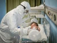 CoronaVirus News: आईच्या दुधाची ताकद! अवघ्या २३ दिवसांच्या चिमुकल्याने औषधांविना केली कोरोनावर मात - Marathi News | A 23-day-old boy from Uttar Pradesh overcame corona with the help of his mother's milk mac | Latest national Photos at Lokmat.com