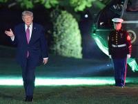 येत्या २४ तासांत काहीतरी मोठे घडणार! डोनाल्ड ट्रम्प स्वतः इराणसोबत चर्चा करण्याची शक्यता, जेडी वेन्स पाकिस्तानला निघाले... - Marathi News | Donald Trump US-Iran Peace Talks: Something big will happen in the next 24 hours! Donald Trump himself will hold talks with Iran, JD Vance leaves for Pakistan... | Latest international News at Lokmat.com