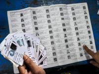 मुंबईत दुबार मतदारांचा गोंधळात गोंधळ सुरुच; पहिल्याच प्रयोगात नावाशी साधर्म्य असणारेच सर्वाधिक मतदार - Marathi News | The confusion over duplicate voters continues in Mumbai; In the first experiment, the highest number of voters were those with similar names | Latest mumbai News at Lokmat.com मुंबईत दुबार मतदारांचा गोंधळात गोंधळ सुरुच; पहिल्याच प्रयोगात नावाशी साधर्म्य असणारेच सर्वाधिक मतदार - Marathi News | The confusion over duplicate voters continues in Mumbai; In the first experiment, the highest number of voters were those with similar names | Latest mumbai News at Lokmat.com