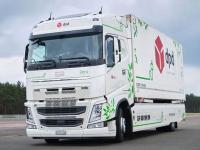 EV कारची रेंज 490 किमी तर ट्रकची किती असेल? विचारही करू शकत नाही... - Marathi News | EV Truck Sets Range Record Driving 682.88 Miles/1,099 Kilometers | Latest auto Photos at Lokmat.com