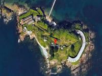 इंग्लंडमधील सुंदर आयलंड विक्रीला, जाणून घ्या किंमत! - Marathi News | An Island goes to sale could be developed into luxury retreat | Latest jarahatke Photos at Lokmat.com
