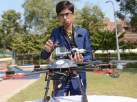 16 वर्षांच्या मुलाने बनवला भूसुरुंग नष्ट करणारा ड्रोन