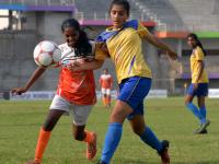 कोल्हापूर वूमेन्स लीग फुटबॉल स्पर्धा; सामना रंगला - Marathi News | Kolhapur Women's League Football Tournament; Match colors | Latest kolhapur Photos at Lokmat.com