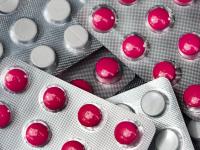 आता या 'स्वस्त' औषधाने होणार कोरोनाचा 'मस्त' इलाज? गोळीची किंमत फक्त 1 रुपया - Marathi News | Painkiller Ibuprofen tested as potential treatment on coronavirus patients | Latest international Photos at Lokmat.com