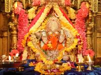 Sankashti Chaturthi 2023: आर्थिक अडचणीतून निश्चितच होईल सुटका, एकदा अवश्य करा दुर्वांचा तोडगा! - Marathi News | Sankashti Chaturthi 2023: Get rid of financial problems for sure, try durva remedy once on sankashti! | Latest bhakti Photos at Lokmat.com