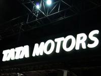 Auto Expo 2020: टाटा मोटर्सकडे पाऊले वळू लागली; आहेत एका पेक्षा एक देखण्या एसयुव्ही - Marathi News | Auto Expo 2020: Tata Motors pavilion is so excited; Harrier, Sierra and mini suv HBX in baton | Latest auto Photos at Lokmat.com