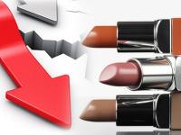 Economy Lipstick Effect : अर्थतज्ज्ञ लावतात लिपस्टिक आणि अंतर्वस्त्रांच्या विक्रीवरून मंदीचा अंदाज; जाणून घ्या विचित्र थिअरी - Marathi News | Economy Lipstick Effect lipstick and underwear sales reveal the condition of an economy see what experts says | Latest business Photos at Lokmat.com