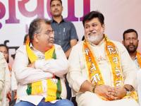 एकनाथ शिंदेंकडून दिल्लीत तक्रार पण मंत्री उदय सामंतांनी रवींद्र चव्हाणांचं केलं भरभरून कौतुक - Marathi News | Eknath Shinde files complaint in Delhi but Minister Uday Samant praises BJP state President Ravindra Chavan | Latest maharashtra News at Lokmat.com