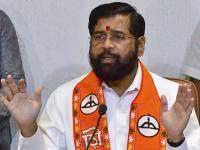 कुटुंब रंगलंय निवडणूक प्रचारात; शिंदेसेनेच्या उमेदवारांची घरच्यांसाठीच तिकीट घेण्यात आघाडी - Marathi News | Family gets involved in election campaign; Shinde Sena candidates take lead in getting tickets for their family members | Latest thane News at Lokmat.com