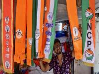 कुणाला देवदर्शन, कुणाला फार्म हाऊसवर पार्ट्या, भेटवस्तू, सहली - Marathi News | Some people get to see God, some people get to have parties at the farm house, gifts, trips. | Latest navi-mumbai News at Lokmat.com