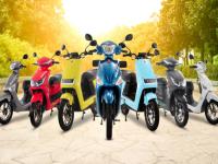 गेल्या महिन्यात कोणत्या कंपनीनं सर्वाधिक विकल्या Electric Scooters? - Marathi News | Which company sold the most Electric Scooters last month? | Latest auto Photos at Lokmat.com