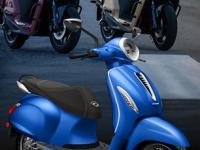 इलेक्ट्रिक वाहनांची 'सुसाट' धाव! २०२५ मध्ये २३ लाख ई-वाहनांची नोंदणी; कोणतं राज्य अव्वल? - Marathi News | India EV Sales Report 2025 2.3 Million Electric Vehicles Sold as Markets Boom | Latest business News at Lokmat.com