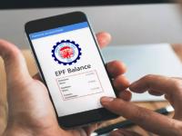 एकदमच भारी! 'पीएफ'वरील व्याज खात्यात जमा झाल्याची आता घसबसल्या करा खात्री - Marathi News | know about these easy steps and four options for check your PF balance | Latest business Photos at Lokmat.com
