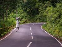देशात किती प्रकारचे रस्ते? तुम्ही कोणत्या रस्त्यांचा वापर करता... - Marathi News | How many types of roads in the country? Which roads do you use... | Latest auto Photos at Lokmat.com