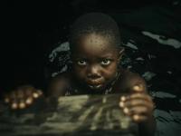 काहीतरी वेगळं सांगू पाहताहेत 'हे' फोटो, जे पाहून तुम्ही यांमध्ये हरवून जाल! - Marathi News | 15 eye catchy interesting pictures | Latest social-viral Photos at Lokmat.com