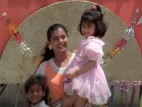 पिंक फ्रॉक, गोड स्माईल; काजोलच्या कडेवर असलेली 'ही' चिमुकली आज गाजवतेय बॉलिवूड - Marathi News | fatima sana shaikh has worked in ishq chachi 420 as child actress know more | Latest filmy Photos at Lokmat.com