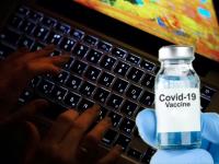 Coronavirus: कोरोना संपवणारं ‘ब्रह्मास्त्र’ चोरण्यासाठी गुप्तहेरांमध्ये छुपं युद्ध; अमेरिका, चीन अन् रशिया सज्ज - Marathi News | Coronavirus Vaccine Research Fierce Battle Between Spies In Worldwide | Latest international Photos at Lokmat.com