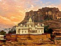 ट्रेण्ड कोणताही येवू देत आपल्या देशातली ही दहा ठिकाणं पर्यटनाच्या जगात ‘आॅल टाइम हिट’ आहेत. - Marathi News | 10 places in India are always hit in travel and tourism | Latest travel Photos at Lokmat.com