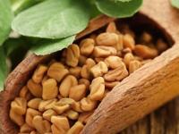 मेथी दाण्यांचा ‘असा’ हेअरमास्क लावा, पार्लरमधल्या स्पापेक्षा भारी-डोक्यातला कोंडाही जाईल आणि केस चमकतील - Marathi News | fenugreek seeds mask for hair powerhouse for hair care dandruff hair falls issue will be solve homemade hair mask | Latest sakhi Photos at Lokmat.com