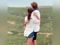 'या' हॉट मॉडेलबरोबर डेटिंग करतोय जगविख्यात खेळाडू; दोघांच्या बोल्ड फोटोने घातलाय धुमाकूळ... - Marathi News | tennis player alexander zverev is dating with German supermodel Brenda patea; see hot photos | Latest other-sports Photos at Lokmat.com