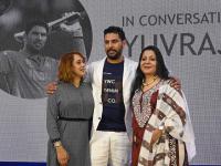 युवराजसारखंच मैदानाबाहेरच निवृत्ती घेण्याचं दुर्भाग्य 'या' महान खेळाडूंच्या नशिबी - Marathi News | Unfortunate players to retire out of the field like Yuvraj singh | Latest cricket Photos at Lokmat.com