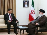 मैत्री मैत्रीच्या ठिकाणी...! युद्धात इराणला साथ देणार नाही चीन? कारण काय? - Marathi News | Friendship in a place of friendship Won't China support Iran in a war Why | Latest international News at Lokmat.com