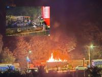 PHOTOS: धारावी स्फोटाची भीषणता! ट्रकसोबत आजूबाजूची वाहनंही बेचिराख, उरली फक्त राख! - Marathi News | horror of the Dharavi explosion! Along with the truck, the surrounding vehicles were also burnt to ashes, only ash remained | Latest mumbai Photos at Lokmat.com