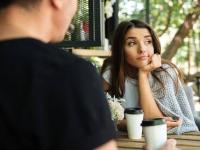 पहिल्याच डेटला मुलीला 'हे' प्रश्न विचारुन होणारं काम बिघडवाल! - Marathi News | Never Ask These Questions On Your First Date | Latest relationship Photos at Lokmat.com