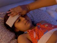 लक्षणे वेगळी, परिणाम गंभीर; कोविडच्या ३ वर्षांनी अचानक तापाचं प्रमाण का वाढतंय? - Marathi News | Symptoms different, consequences severe; Why is the rate of fever suddenly increasing after 3 years of Kovid? | Latest health Photos at Lokmat.com