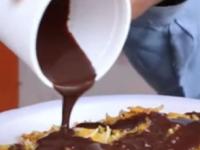 खाणार का गुलाबजाम बर्गर आणि पाणीपुरी आइस्क्रिम? पाहा भयंकर विचित्र ५ पदार्थ, खाणारे वेडे की करणारे.. - Marathi News | Would you eat Gulab Jam Burger and Panipuri Ice Cream? Check out these 5 incredibly weird foods | Latest sakhi Photos at Lokmat.com