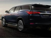 Fortuner : नव्या लूकमध्ये येतेय फॉर्च्युनर, 'हे' फिचर्स बनवणार दमदार; पाहा कधी होणार लाँच - Marathi News | new gen 2023 toyota fortuner hybrid suv coming know the featuers and price car price india details | Latest auto Photos at Lokmat.com