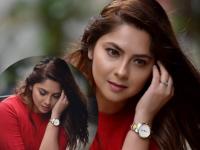 Stunning! सोनाली कुलकर्णीच्या रेड कलरच्या ड्रेसमधील फोटोंनी वेधून घेतले सर्वांचे लक्ष, See Photos - Marathi News | Stunning! Photos of Sonali Kulkarni in a red dress grabbed everyone's attention, See Photos | Latest filmy Photos at Lokmat.com