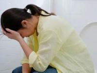 टाॅयलेटमध्ये बराच वेळ बसूनही पोट साफ होत नाही? रामदेव बाबा सांगतात उपाय- त्रास कायमचा संपेल - Marathi News | how to get rid of constipation, Ramdev baba suggests 3 simple home hacks to get rid of indigestion and constipation, 3 fruits that helps for better digestion | Latest sakhi Photos at Lokmat.com