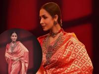 PHOTOS: नाकात नथ आणि लाल रंगाच्या बनारसी साडीत मलायका अरोरा दिसली लय भारी! - Marathi News | PHOTOS: Malaika Arora in a noseless nose and a red Banarasi saree, the rhythm is huge! | Latest filmy Photos at Lokmat.com